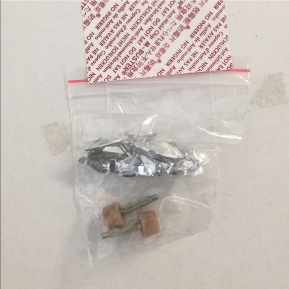 Badgley Mischka ‘kiara’ crystal open toe pump - Picture 4 of 5